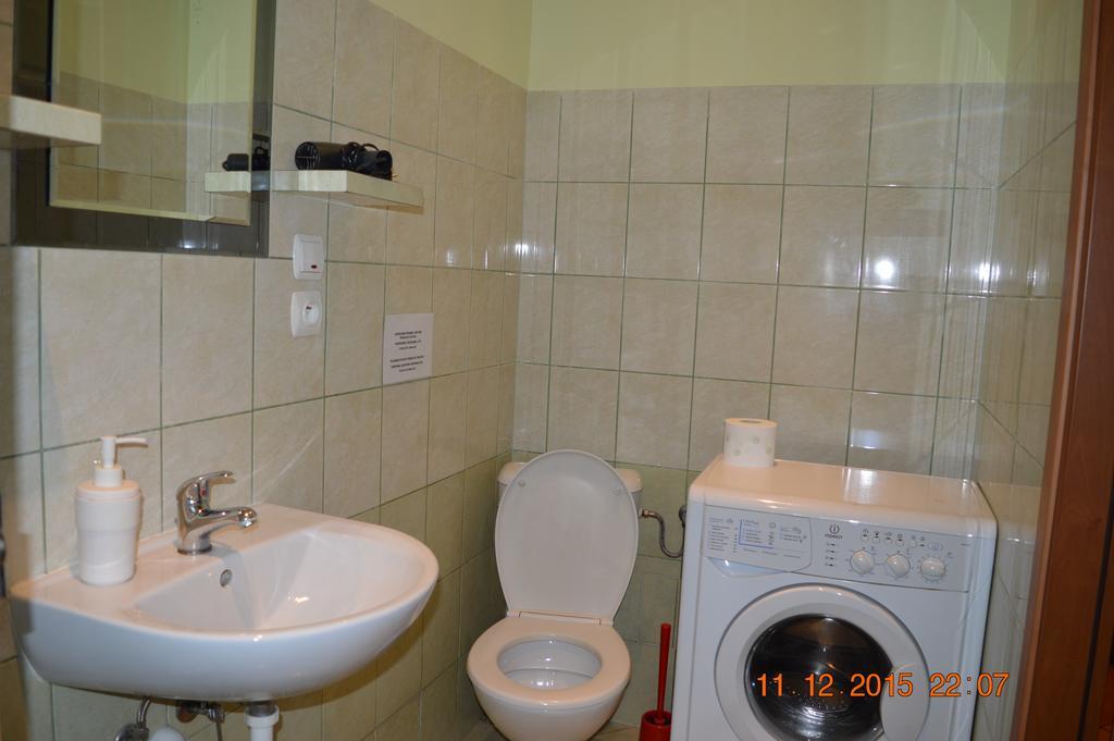 קרקוב Honey Hostel חדר תמונה